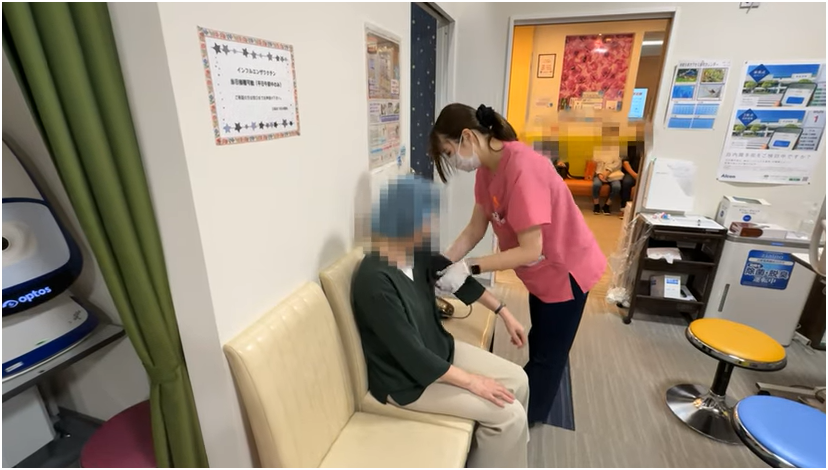 日帰り白内障手術の1日⑨ 終了後の血圧チェック